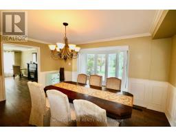 Dining room - 12 Banbury Court, Aurora, ON L4G3M9 Photo 6