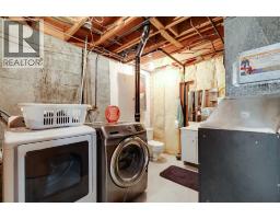 933 Marcombe Drive NE - photo 15