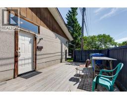 933 Marcombe Drive NE - photo 18