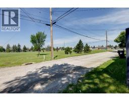 933 Marcombe Drive NE - photo 20