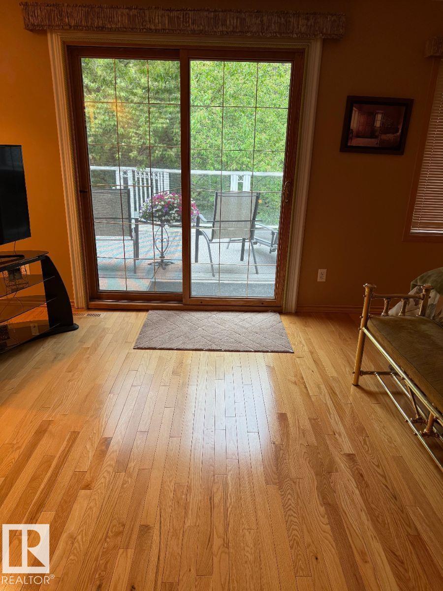 29 LINDBERGH CR - 18