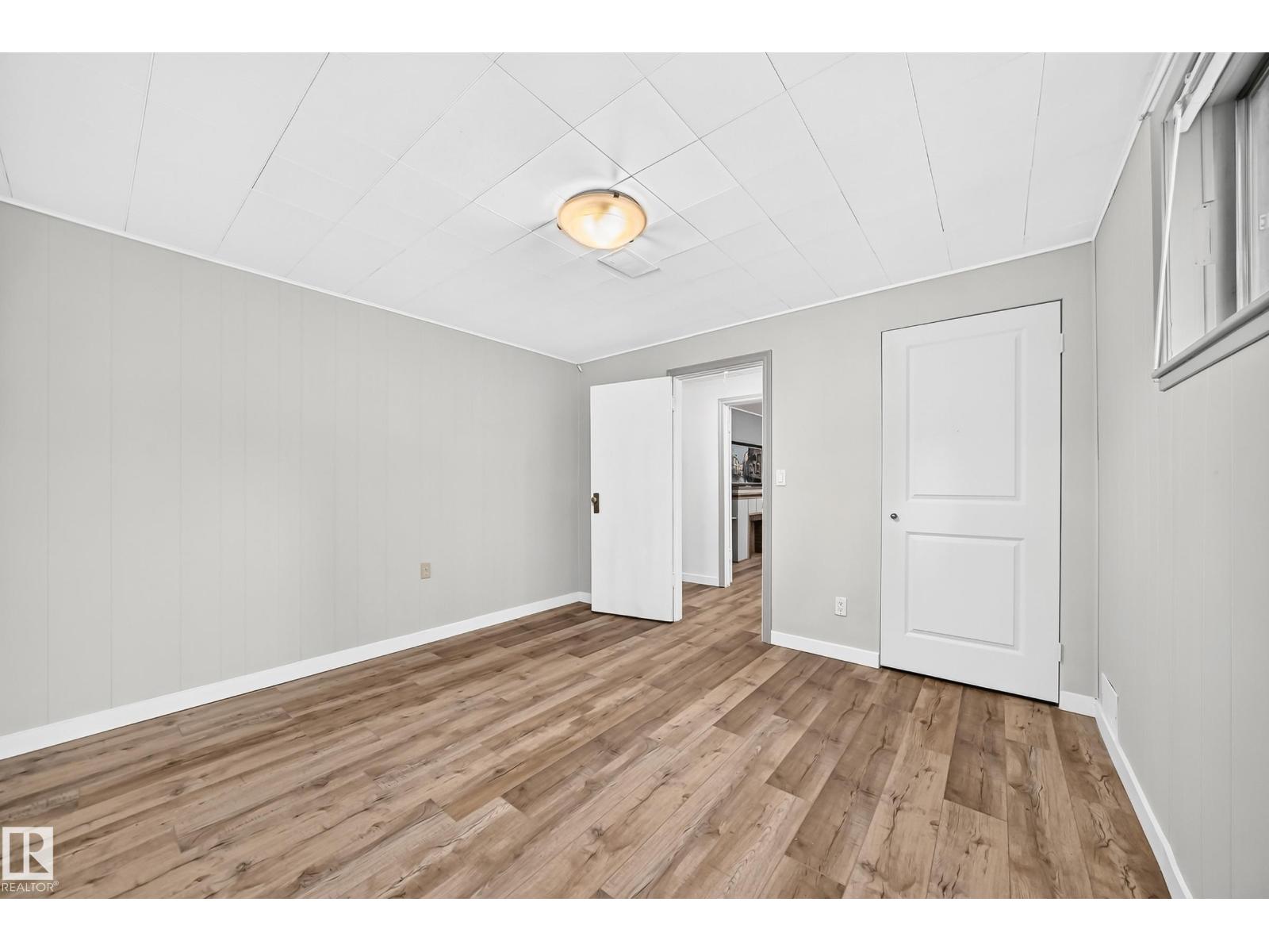 12045 64 ST NW - 40
