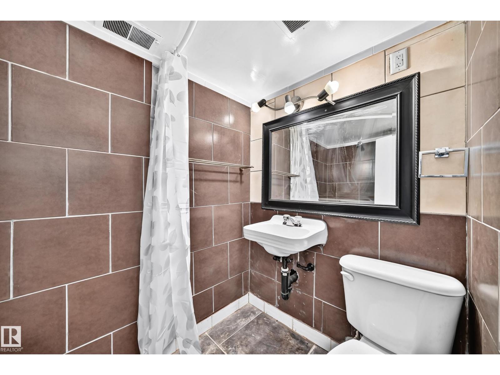 12045 64 ST NW - 42