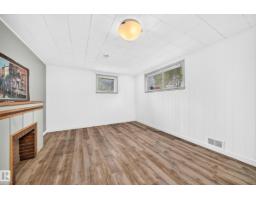 12045 64 St Nw, Edmonton, AB T5W4J5 Photo 37