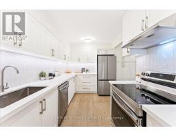 705 - 15 London Green Court, Toronto, ON M3N1K4 Photo 15