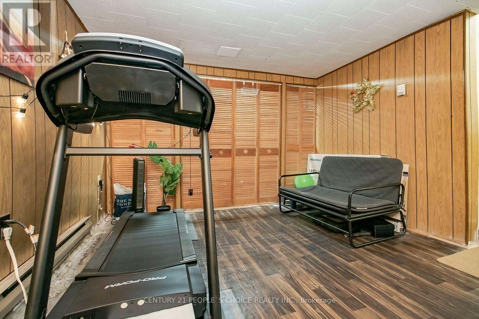 98 DARRAS COURT - 36