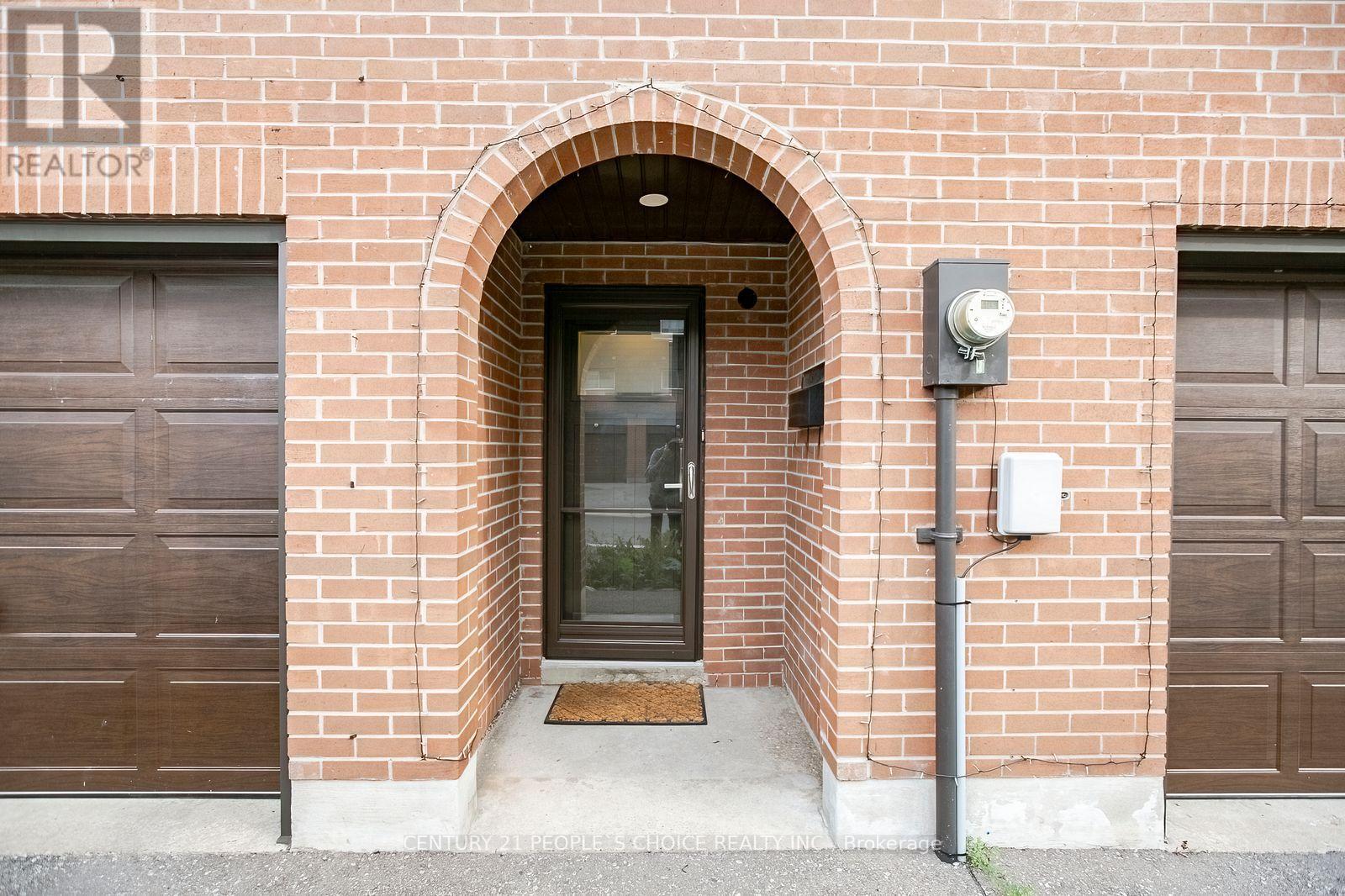 Photo of 98 DARRAS COURT