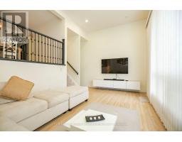 98 Darras Court, Brampton, ON L6T1W7 Photo 9