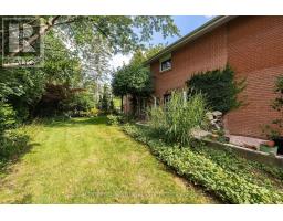 1242 Donlea Crescent, Oakville, ON L6J1V7 Photo 12