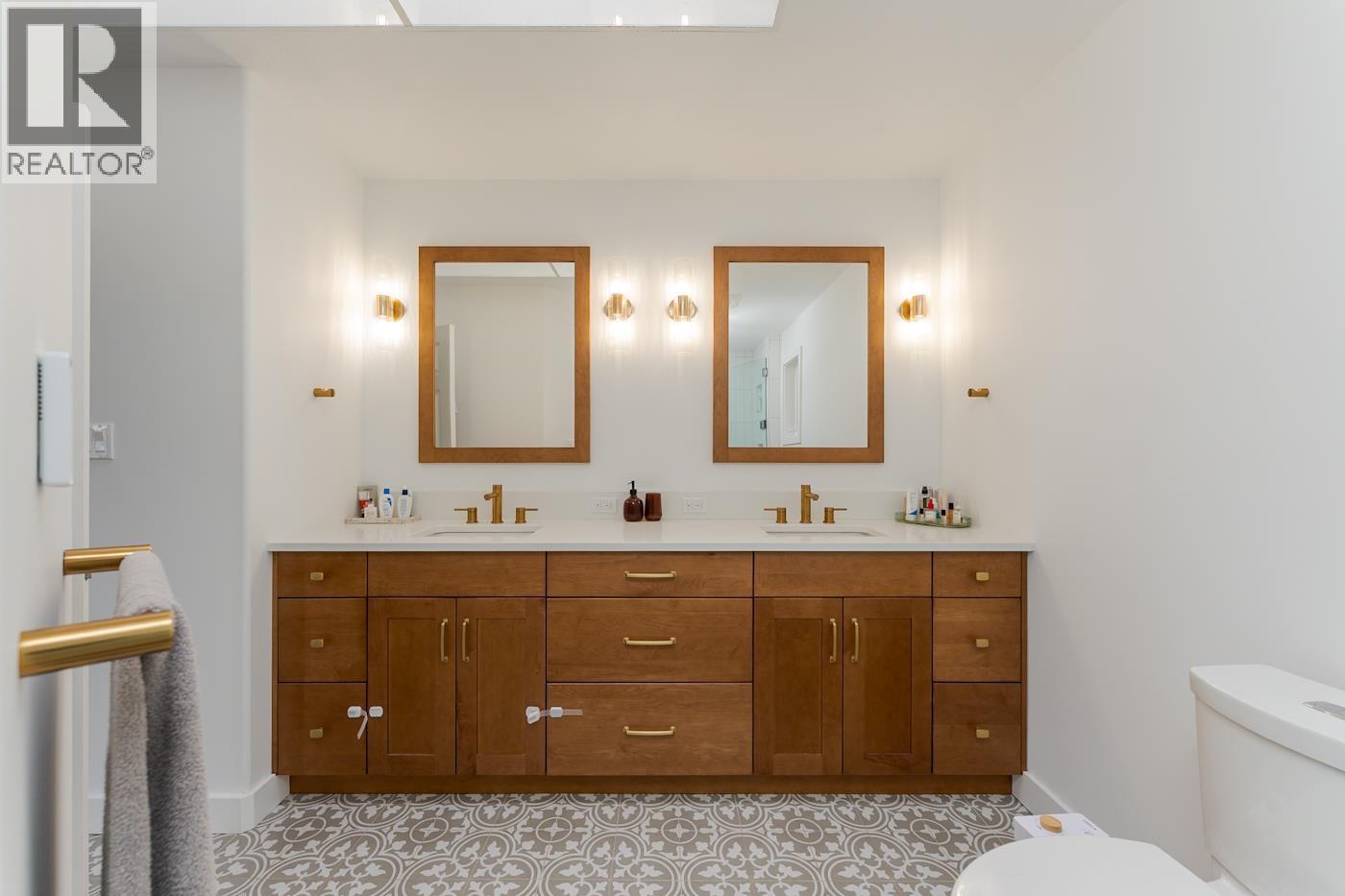 Photo 19 of 36 — 4658 RYSER COURT · Prince George, BC