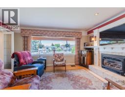 Primary Bedroom - 76 Huth Avenue, Penticton, BC V2A2Z8 Photo 8