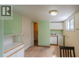 76 Huth Avenue, Penticton, BC V2A2Z8 Photo 38