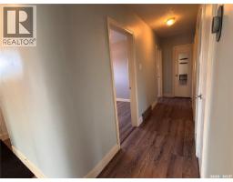 Bonus Room - 418 4th Avenue W, Kindersley, SK S0L1S0 Photo 13