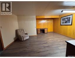 418 4th Avenue W, Kindersley, SK S0L1S0 Photo 24