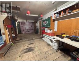 418 4th Avenue W, Kindersley, SK S0L1S0 Photo 34