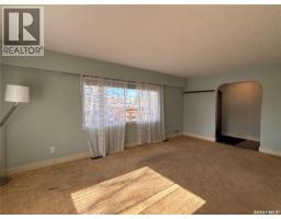 Primary Bedroom - 418 4th Avenue W, Kindersley, SK S0L1S0 Photo 7