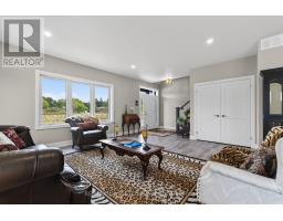 Bathroom - Unit 4 - 8 Golf Links Road, Kincardine, ON N2Z0G1 Photo 6