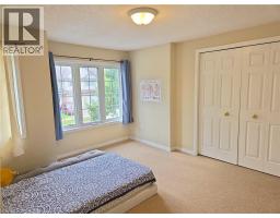 564 Wild Iris Avenue, Waterloo, ON N2V2X5 Photo 23