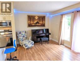 564 Wild Iris Avenue, Waterloo, ON N2V2X5 Photo 16