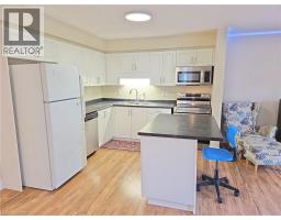 Kitchen/Dining room - 564 Wild Iris Avenue, Waterloo, ON N2V2X5 Photo 9