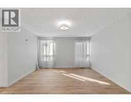 4pc Bathroom - 64 Whitworth Way Ne, Calgary, AB T1Y6A8 Photo 9