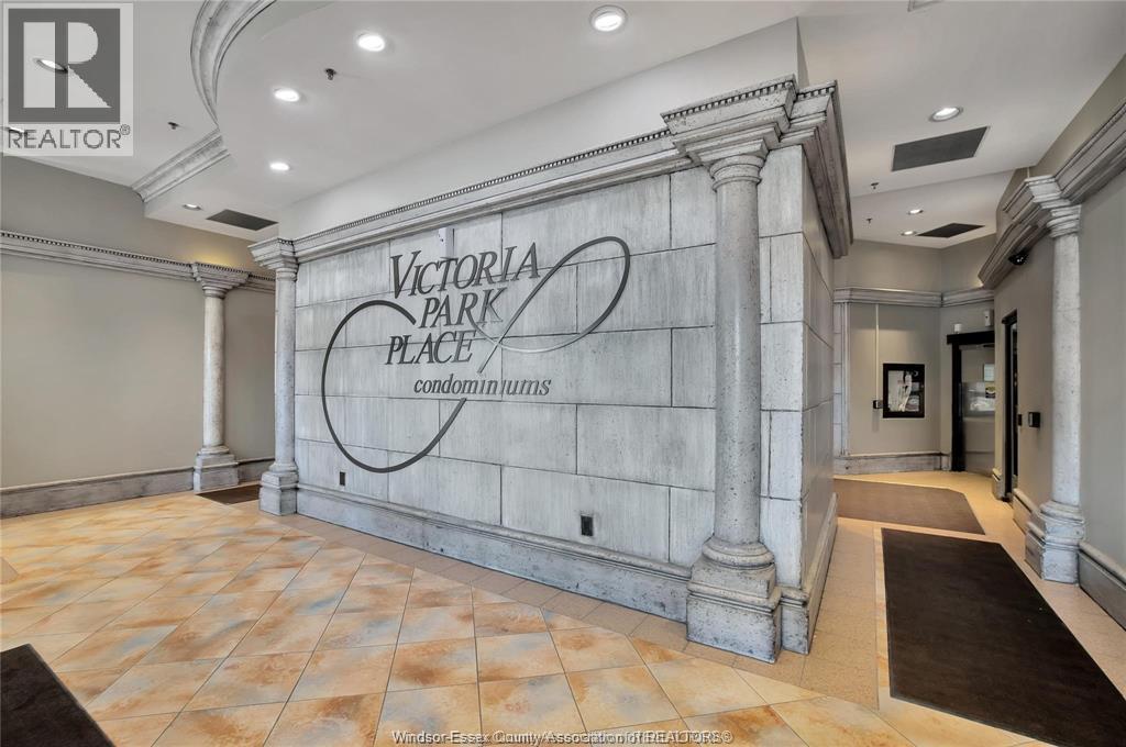 #816 150 PARK West - 3