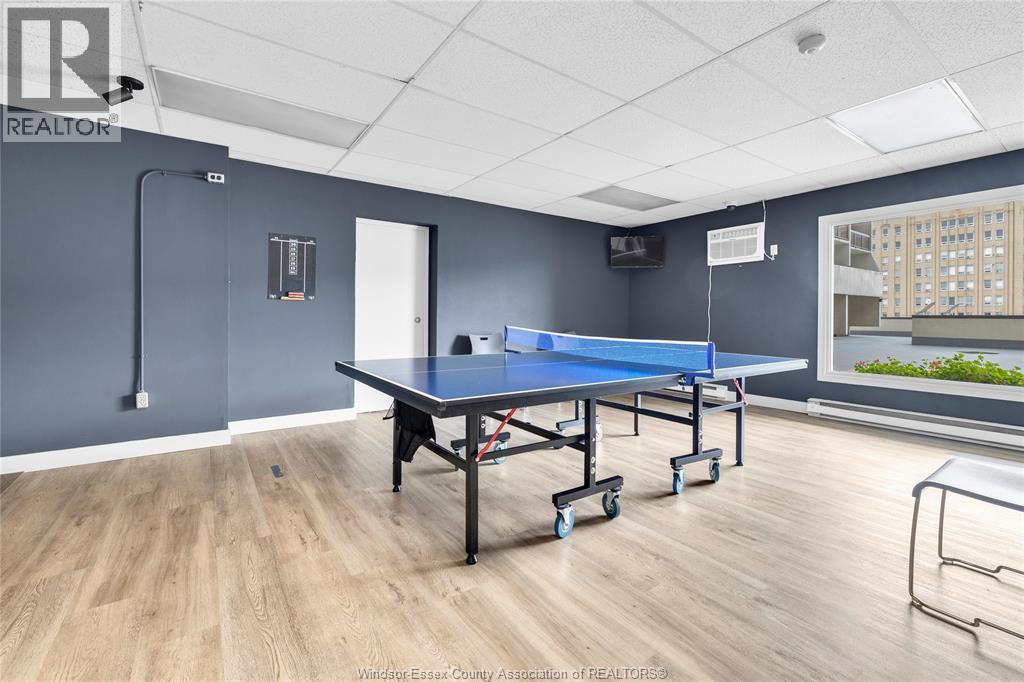 #816 150 PARK West - 27