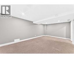 84 Brae Glen Lane Sw, Calgary, AB T2W1B6 Photo 36