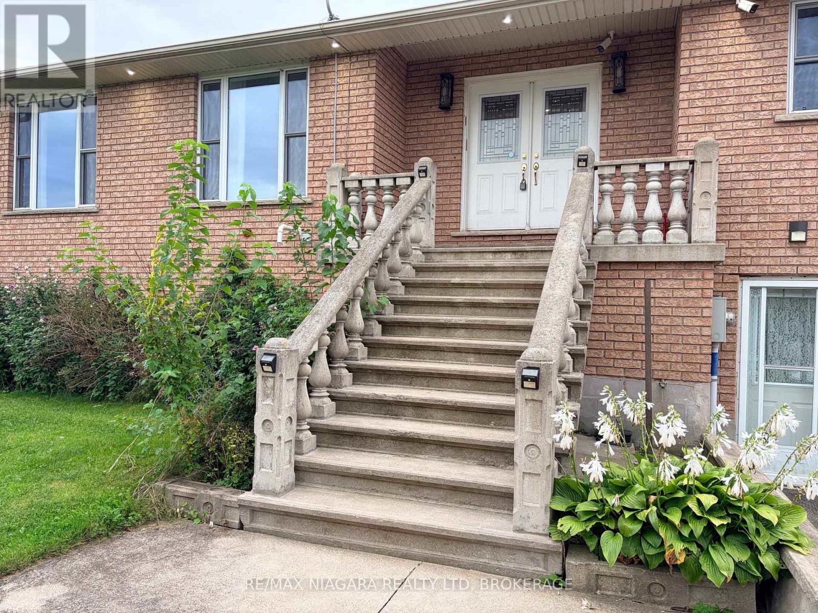 UPPER - 1010 FOSS ROAD