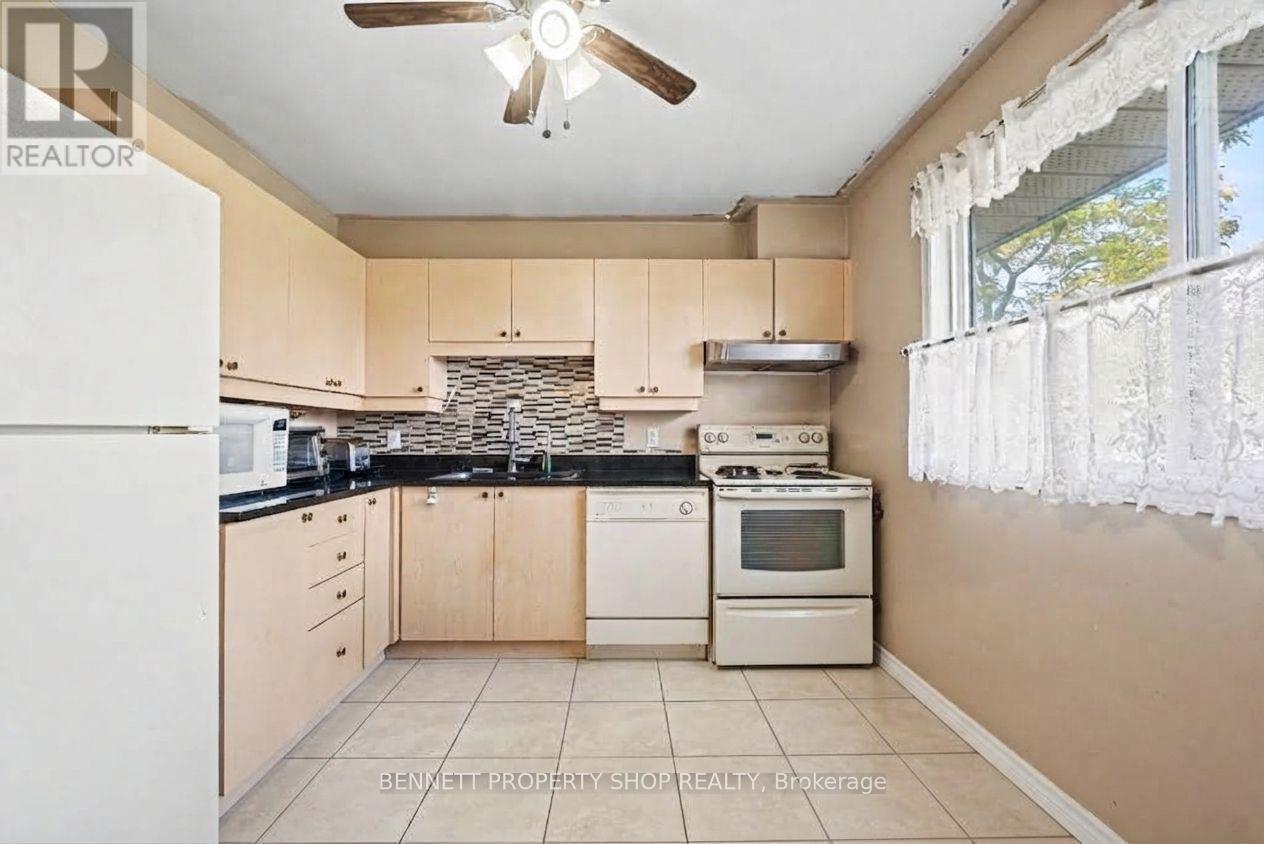 2669 Southvale Unit 33 photo 4