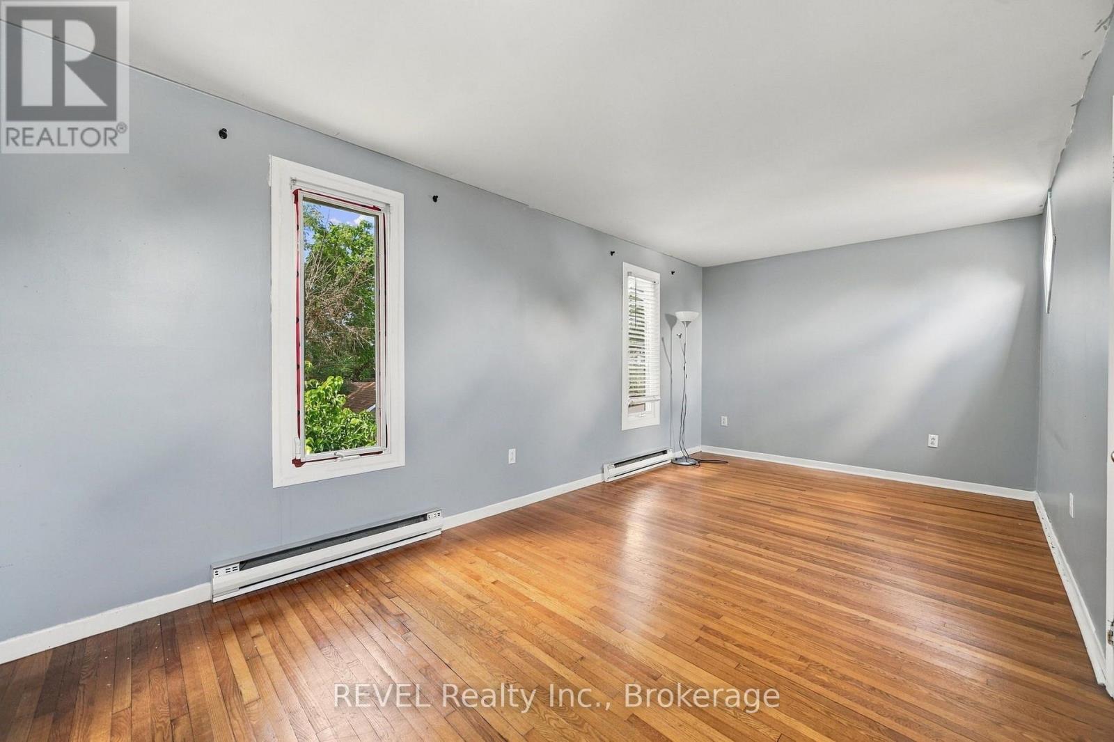 61 PATRICIA STREET - Image 24