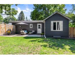 59 Broad Street, Penetanguishene, ON L9M1G4 Photo 24