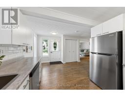 59 Broad Street, Penetanguishene, ON L9M1G4 Photo 7