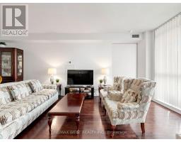 513 - 770 Bay Street, Toronto, ON M5G0A6 Photo 12