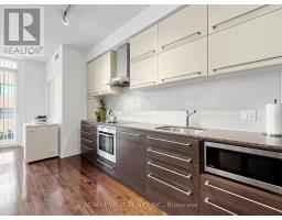 513 - 770 Bay Street, Toronto, ON M5G0A6 Photo 14