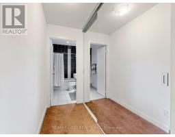 513 - 770 Bay Street, Toronto, ON M5G0A6 Photo 17