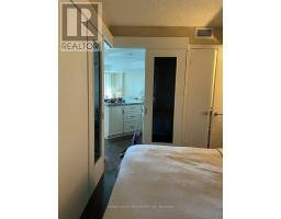 610 - 8 York Street, Toronto, ON M5J2Y2 Photo 10