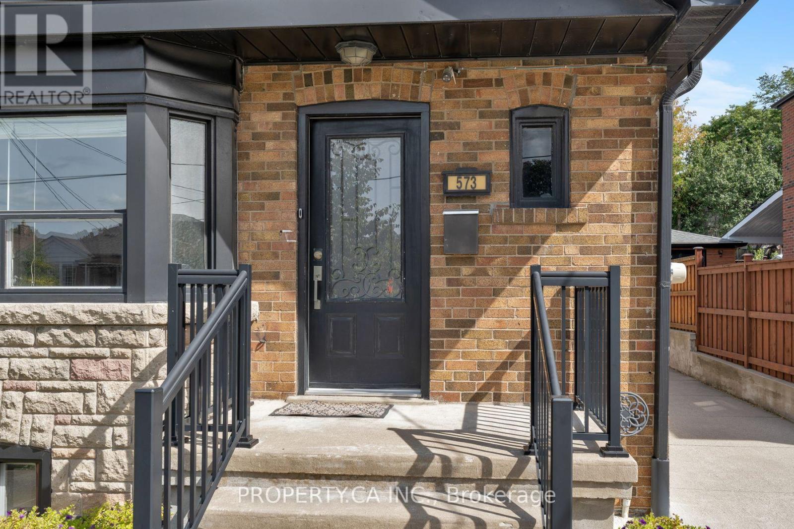 573 NORTHCLIFFE BOULEVARD - Image 3