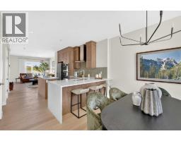 712 Sovereign Common Sw, Calgary, AB T3C3Y3 Photo 14