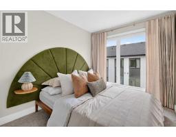 712 Sovereign Common Sw, Calgary, AB T3C3Y3 Photo 36