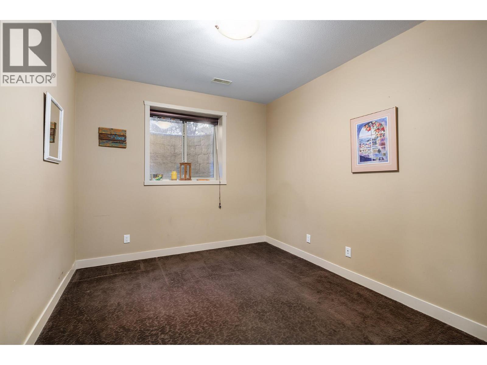  1377 Glenview Avenue, Kelowna