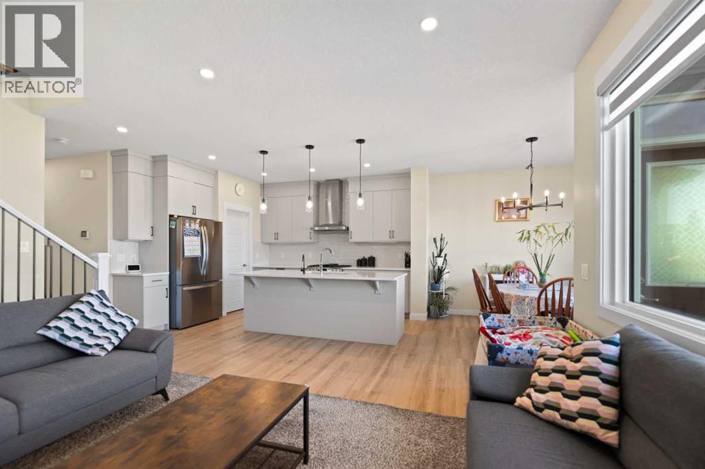86 Corner Glen Gardens NE - 15