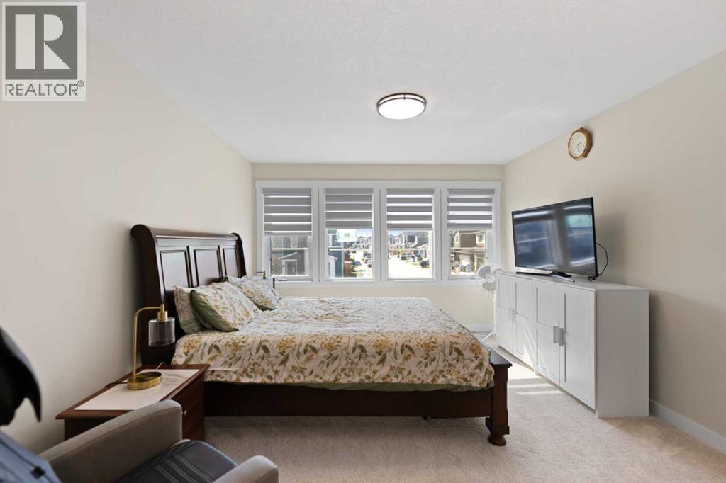86 Corner Glen Gardens NE - 24