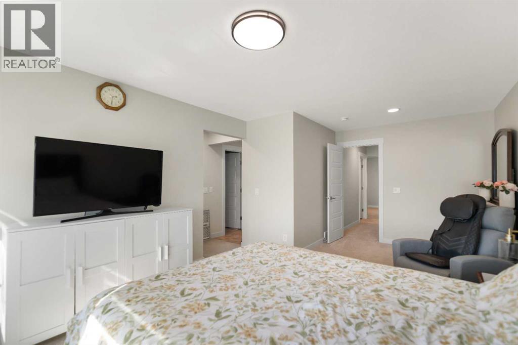 86 Corner Glen Gardens NE - 25