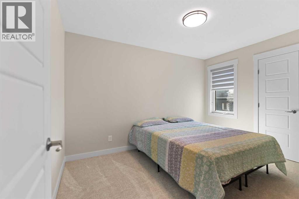 86 Corner Glen Gardens NE - 31