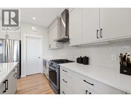 4pc Bathroom - 86 Corner Glen Gardens Ne, Calgary, AB T3N2P5 Photo 11