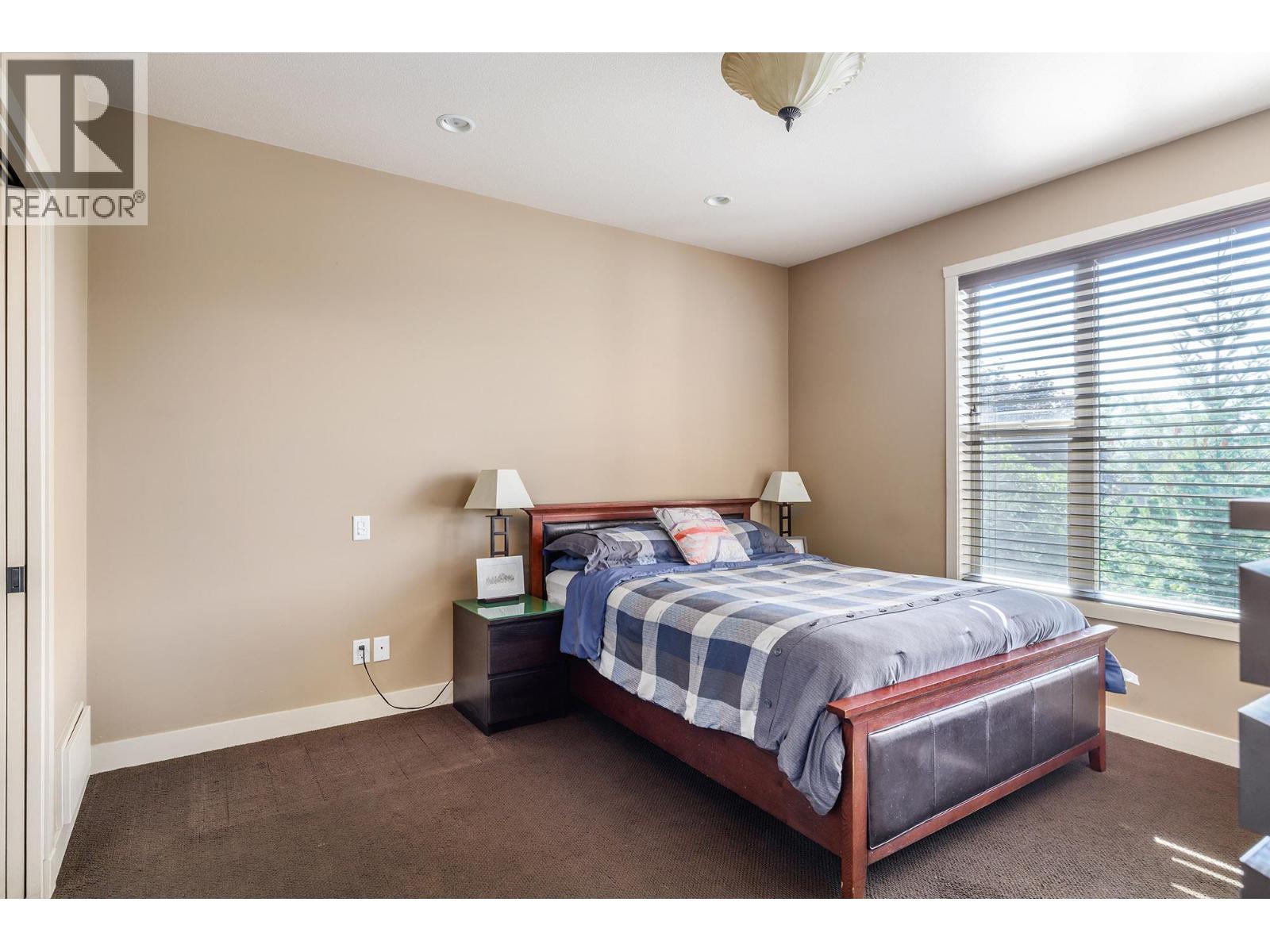  1377 Glenview Avenue, Kelowna