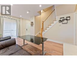 76 - 315 Village Green Square, Toronto, ON M1S0L2 Photo 11