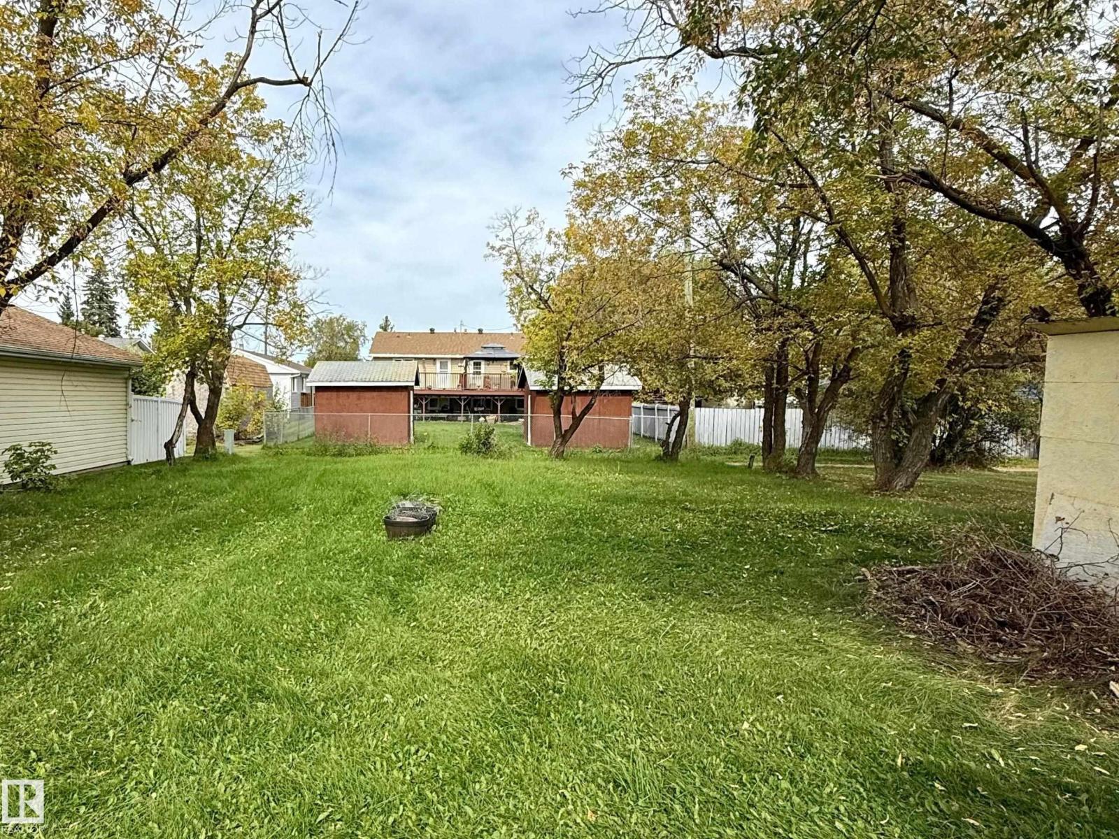 806 16 AV, Cold Lake, Alberta, T9M1L2, Cold Lake, Alberta — photo 4 of 5