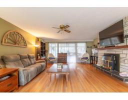 13221 112b Avenue, Surrey, BC V3R2H4 Photo 13